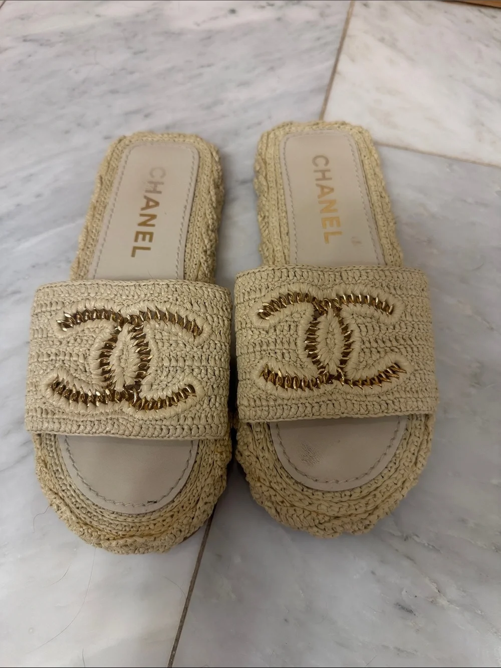 CHANEL Beige Raffia CC Slide Mules with Gold Logo Detail